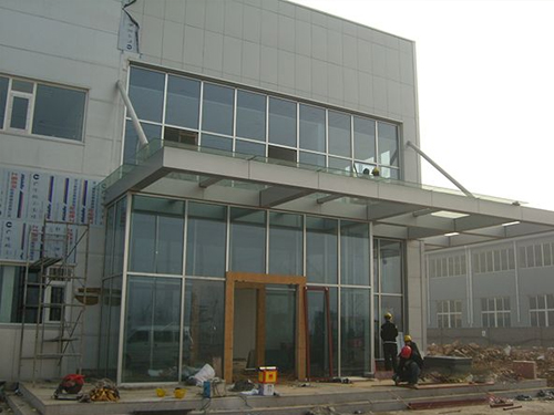 承建的廠房